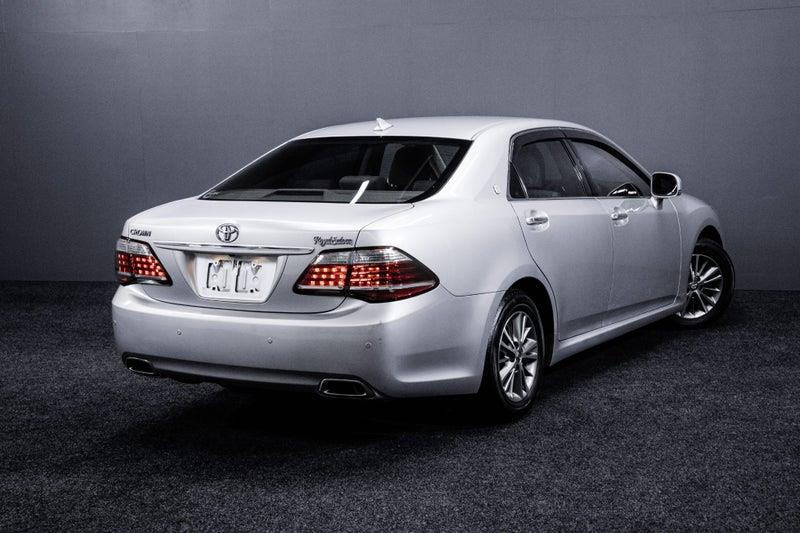 2012 Toyota Crown