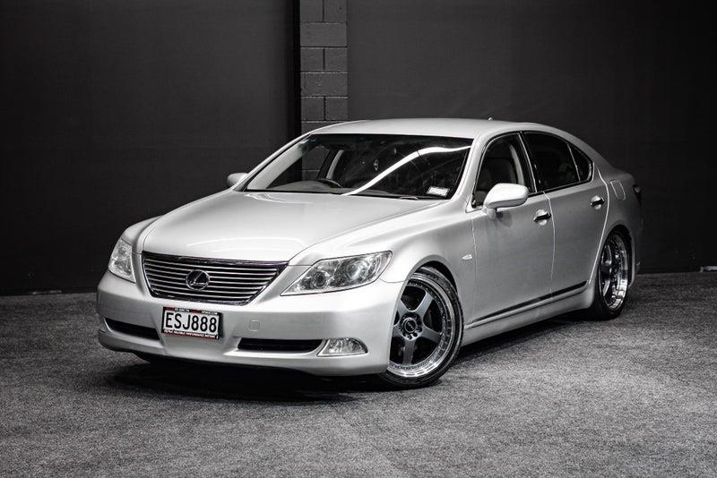 2007 Lexus LS 460