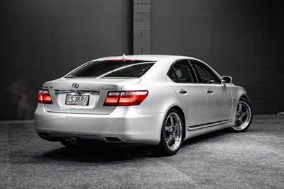 2007 Lexus LS 460 - Thumbnail