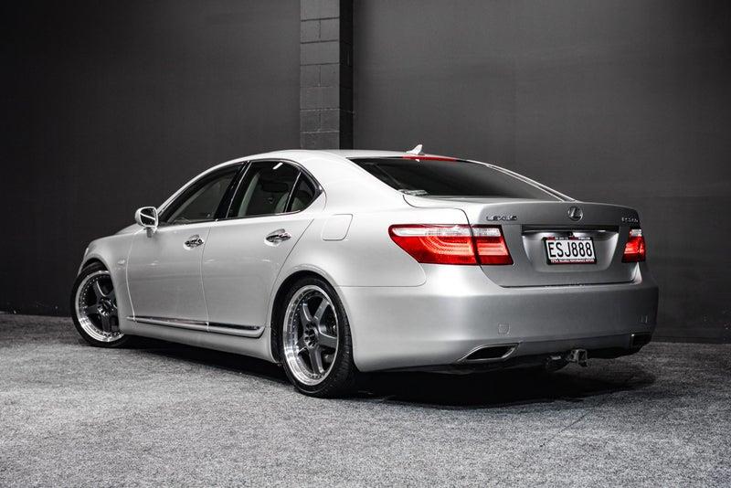 2007 Lexus LS 460