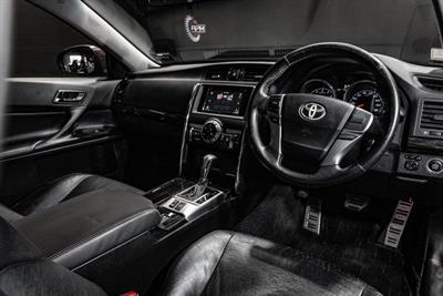 2010 Toyota MARK-X - Thumbnail