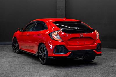 2018 Honda Civic - Thumbnail