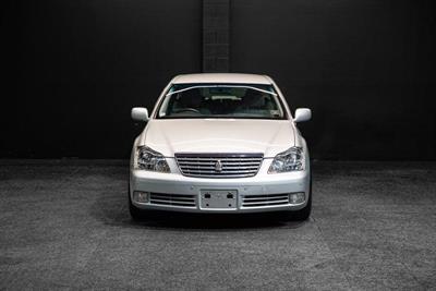 2006 Toyota Crown - Thumbnail