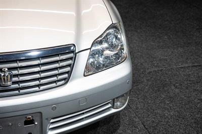 2006 Toyota Crown - Thumbnail