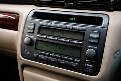 1999 Toyota Crown - Thumbnail