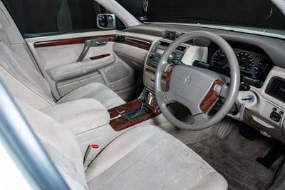 1999 Toyota Crown - Thumbnail