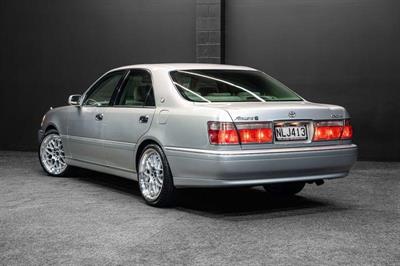 1999 Toyota Crown - Thumbnail