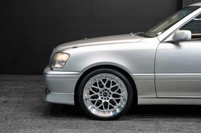 1999 Toyota Crown - Thumbnail