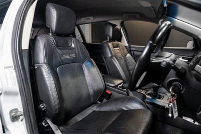 2010 Holden Commodore - Thumbnail