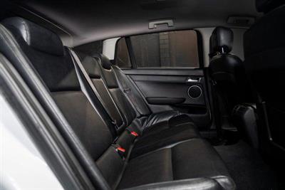 2010 Holden Commodore - Thumbnail