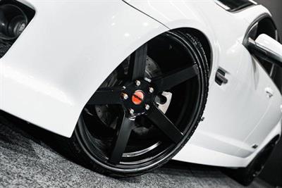 2010 Holden Commodore - Thumbnail