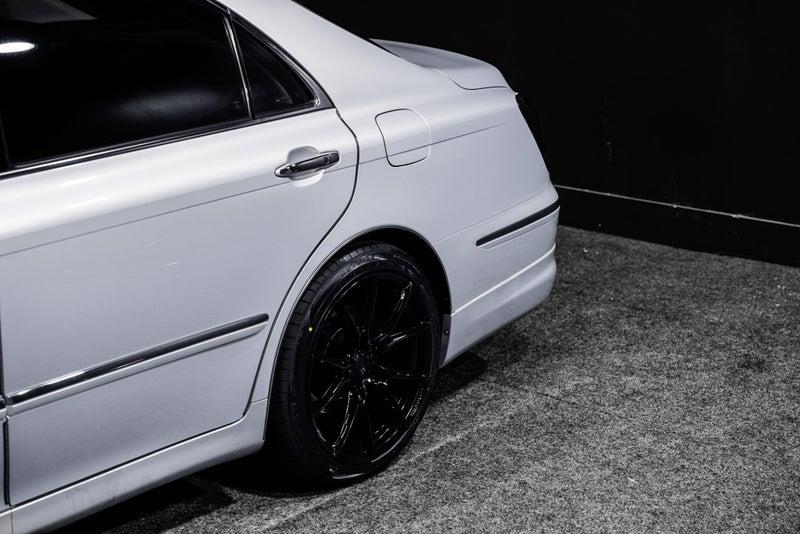 2005 Toyota Crown