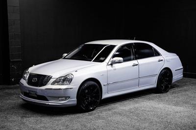 2005 Toyota Crown - Thumbnail