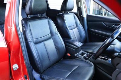 2020 Nissan X-TRAIL - Thumbnail