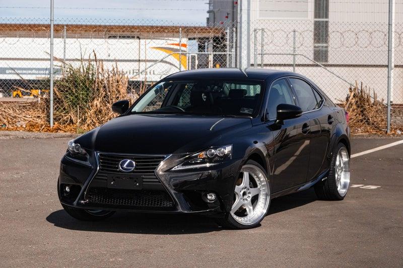 2014 Lexus IS 300h
