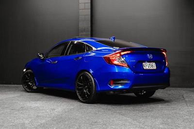 2016 Honda Civic - Thumbnail