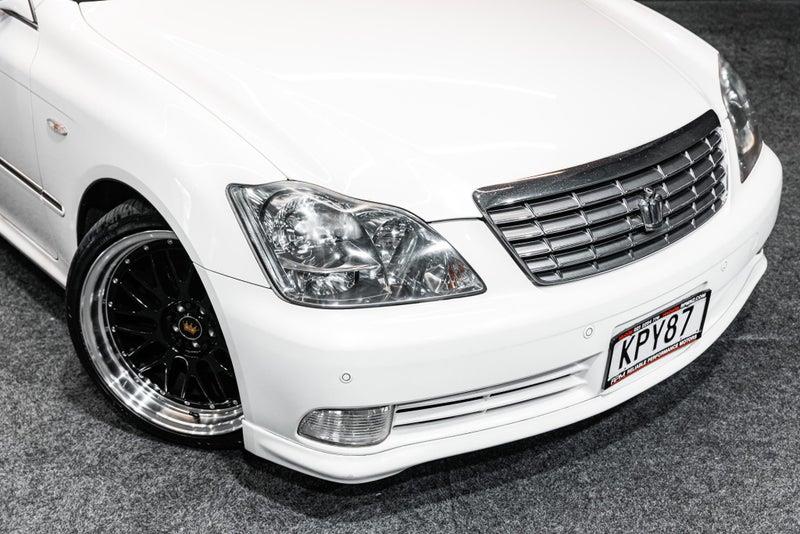 2004 Toyota Crown