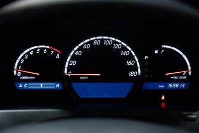 2004 Toyota Crown - Thumbnail