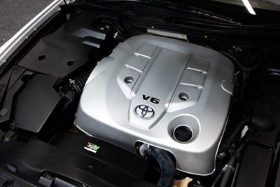 2004 Toyota Crown - Thumbnail