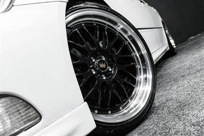 2004 Toyota Crown - Thumbnail