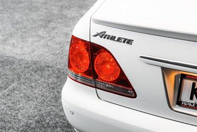 2004 Toyota Crown - Thumbnail