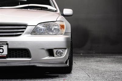 1999 Toyota Altezza - Thumbnail