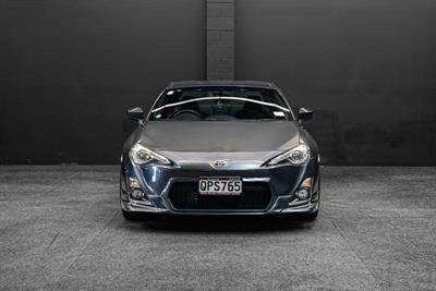 2016 Toyota 86 - Thumbnail