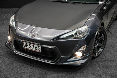 2016 Toyota 86 - Thumbnail