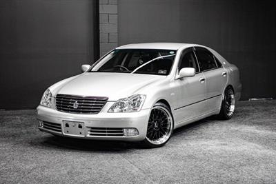 2004 Toyota Crown