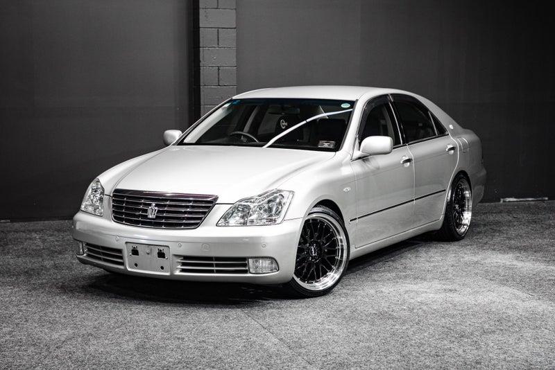 2004 Toyota Crown