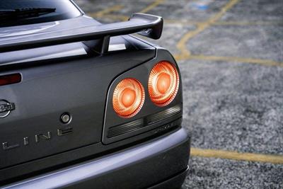 1998 Nissan Skyline - Thumbnail