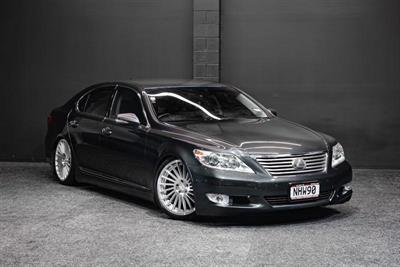 2011 Lexus LS 460 - Thumbnail