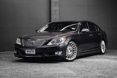 2011 Lexus LS 460 - Thumbnail