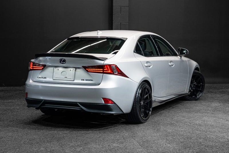 2013 Lexus IS 300h