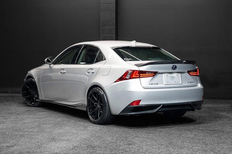 2013 Lexus IS 300h