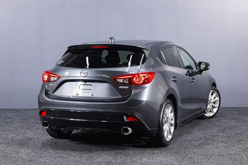 2014 Mazda Axela