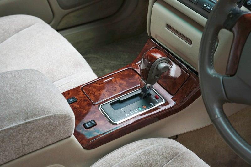 2003 Toyota Crown