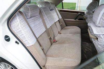 2003 Toyota Crown - Thumbnail