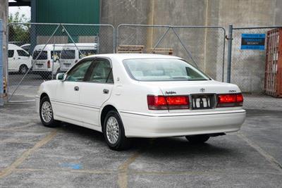 2003 Toyota Crown - Thumbnail