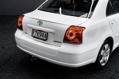 2005 Toyota Avensis - Thumbnail