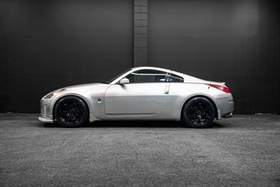 2002 Nissan Fairlady - Thumbnail