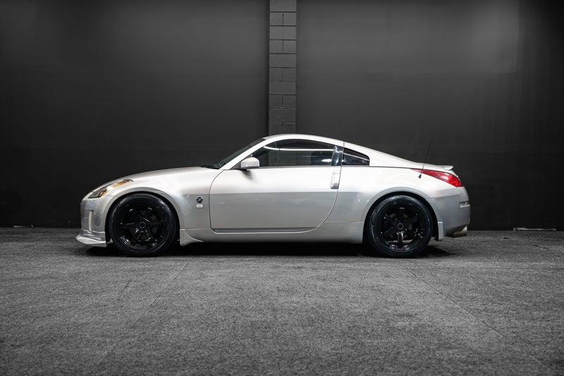 2002 Nissan Fairlady