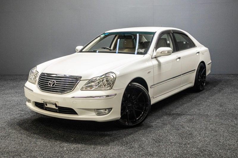 2004 Toyota Crown