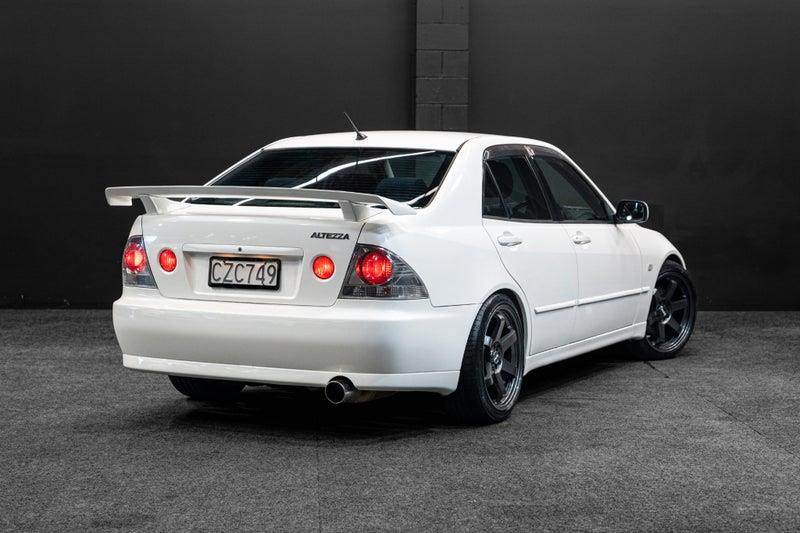 2001 Toyota Altezza