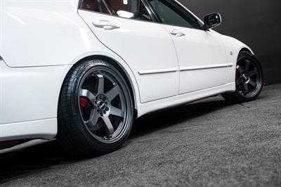 2001 Toyota Altezza - Thumbnail