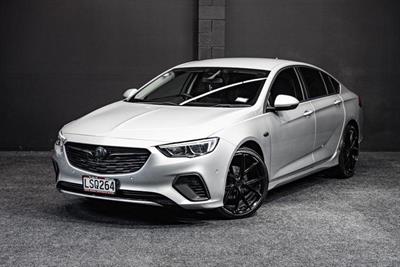 2018 Holden Commodore - Thumbnail