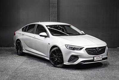 2018 Holden Commodore - Thumbnail