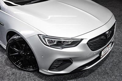 2018 Holden Commodore - Thumbnail