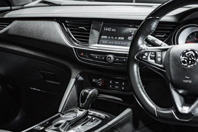 2018 Holden Commodore - Thumbnail