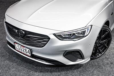 2018 Holden Commodore - Thumbnail